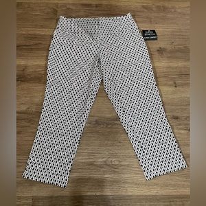 Just Be Stretchy Capris